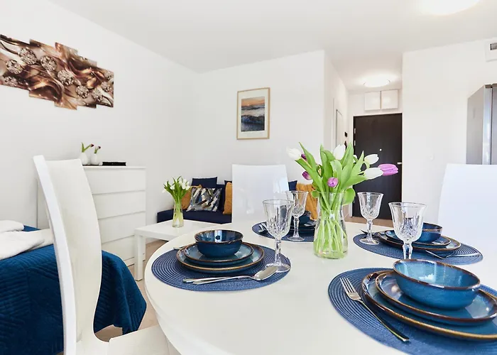 Golden Hour Apartments- Plac Slowianski 43