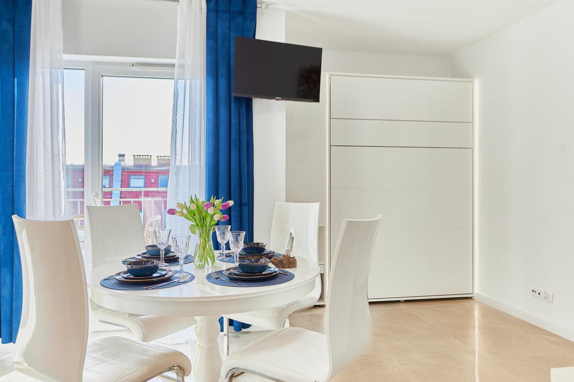 Golden Hour Apartments- Plac Slowianski 43 * Swinoujscie